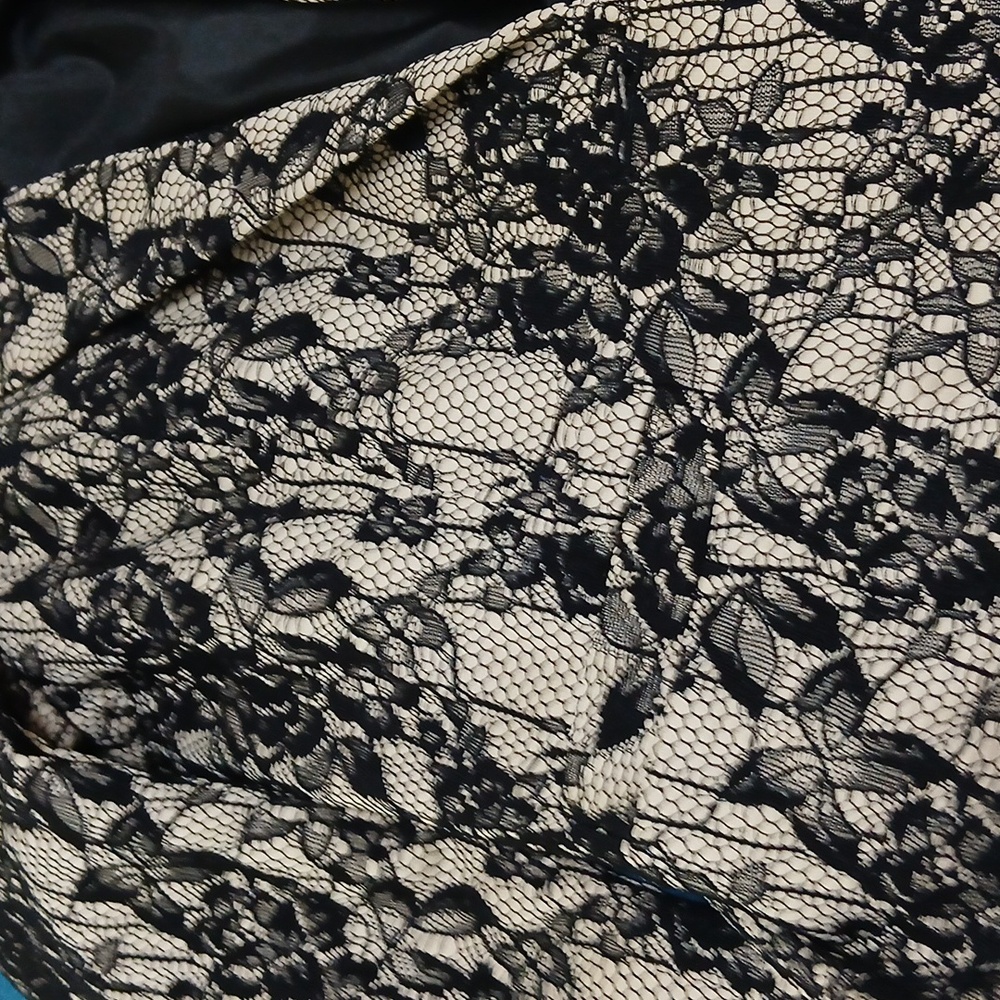 Kardashian Kollection Black Lace Over Nude Jacket Size XS - Picture 3 of 6